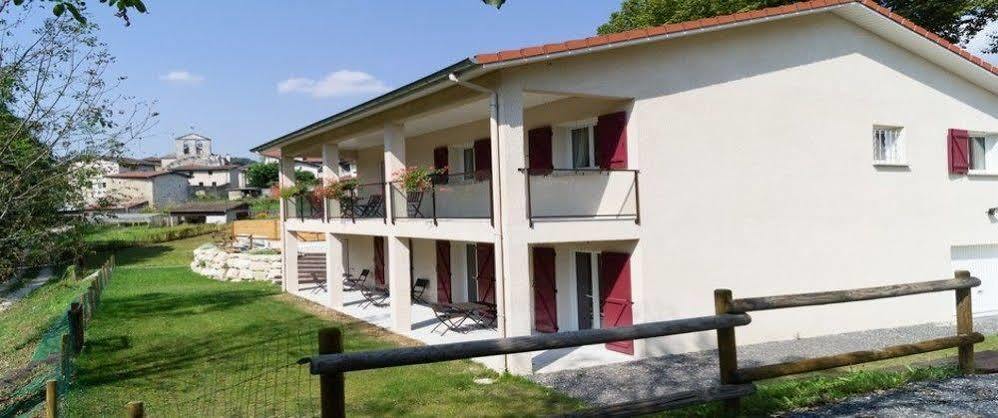 Le Mas De Servant Roulottes Et Chambres D'Hotes Auberives-en-Royans 외부 사진